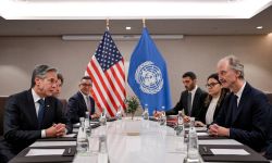 مبعوث الأمم المتحدة يحذر من انهيار سوريا ويدعو لعملية سياسية